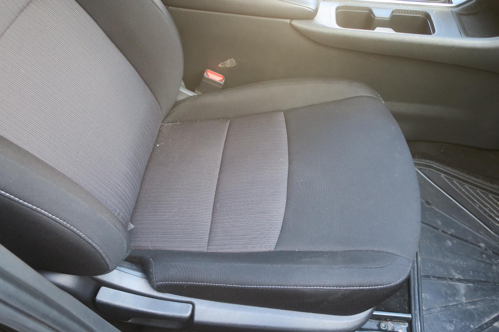 Seat, Front