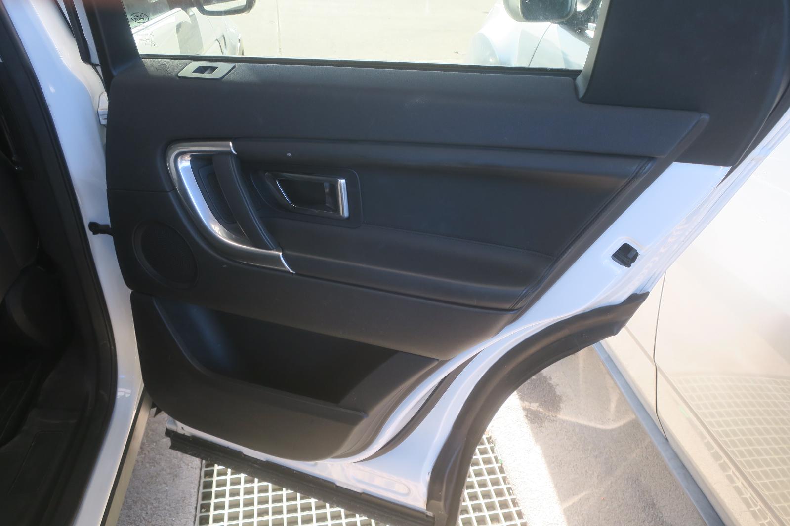 2015 Land Rover Discovery Sport Rear Door Panel