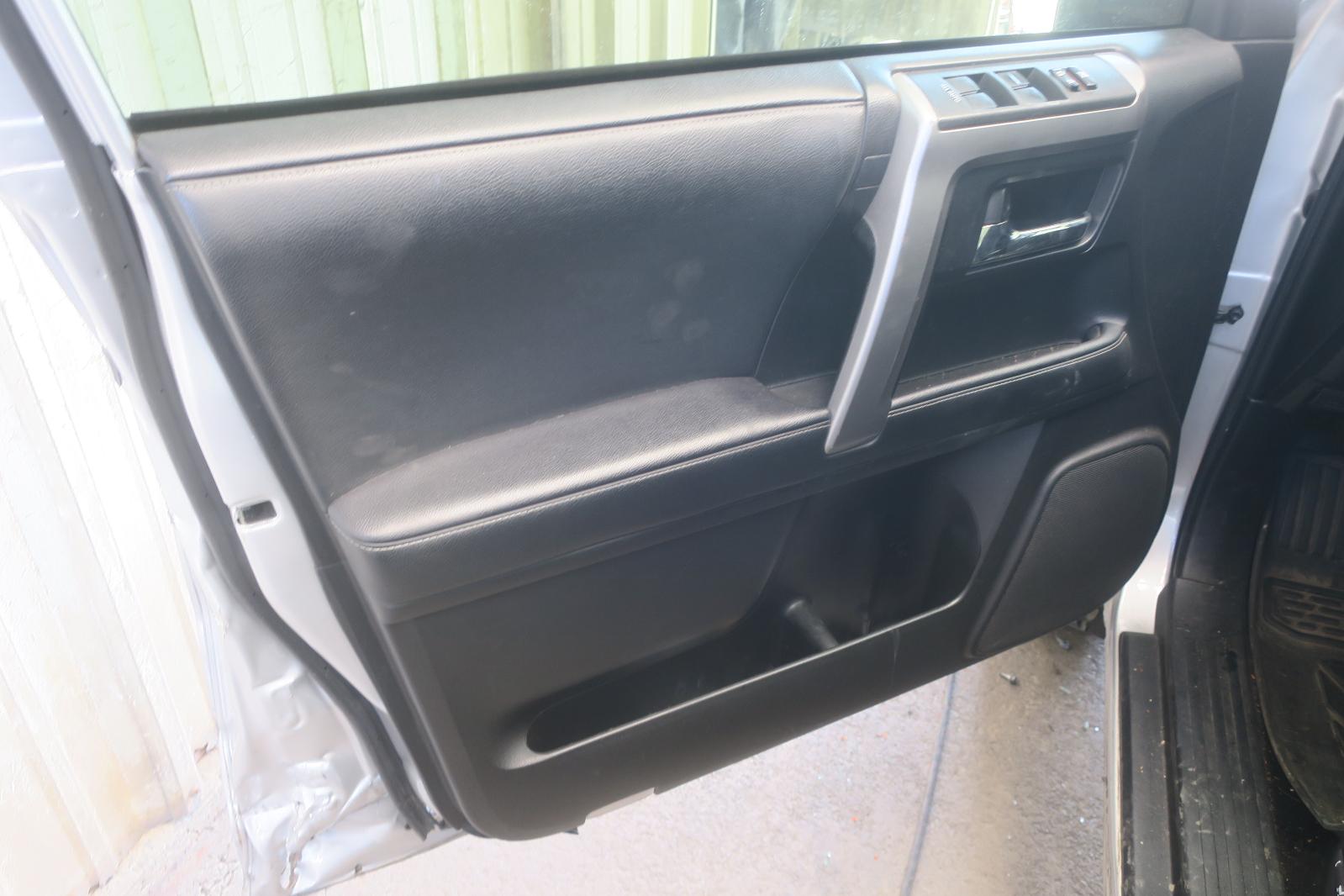 2021 Toyota 4Runner Front Door Panel