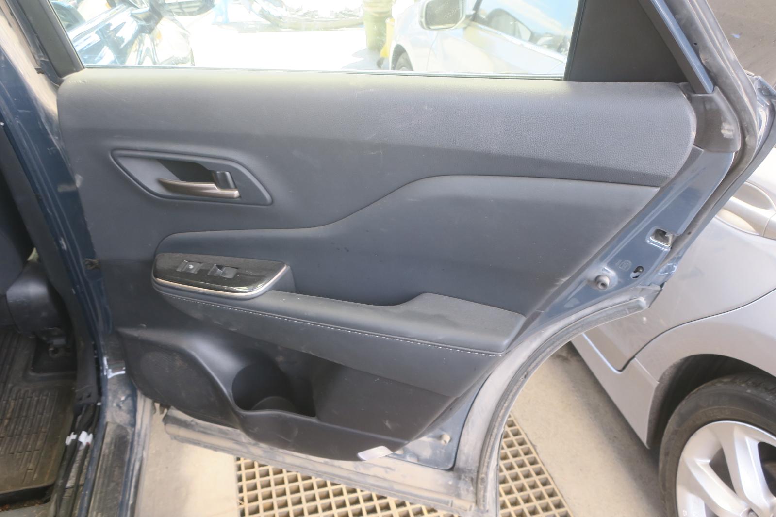 Rear Door Panel