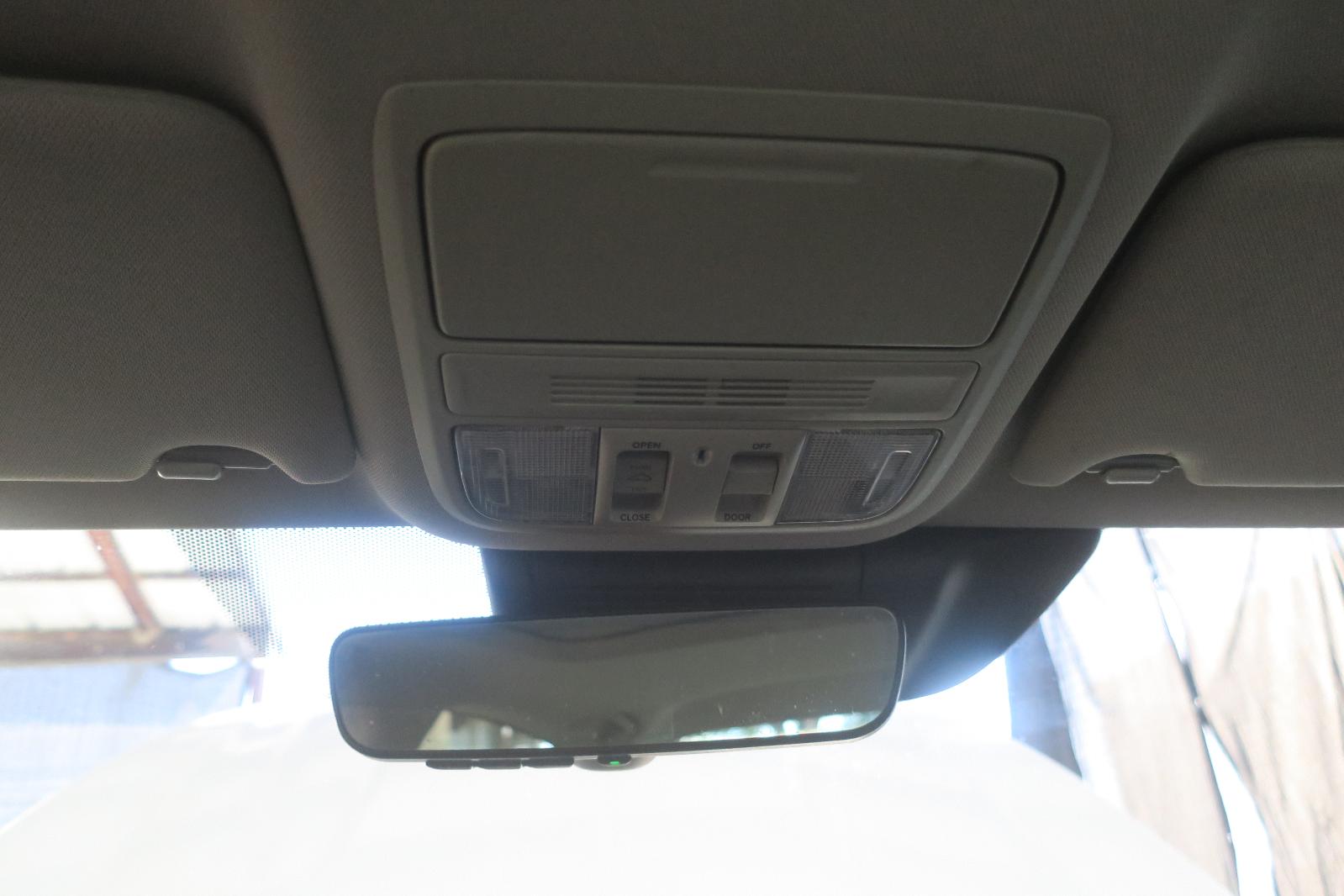 Console, Front