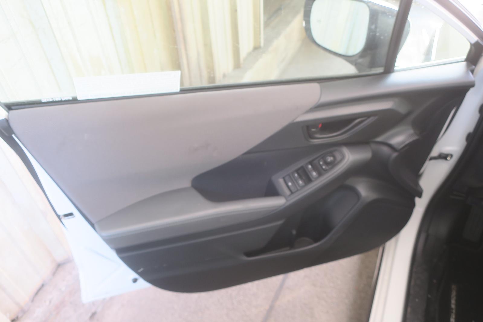 2024 Subaru XV Crosstrek Front Door Panel