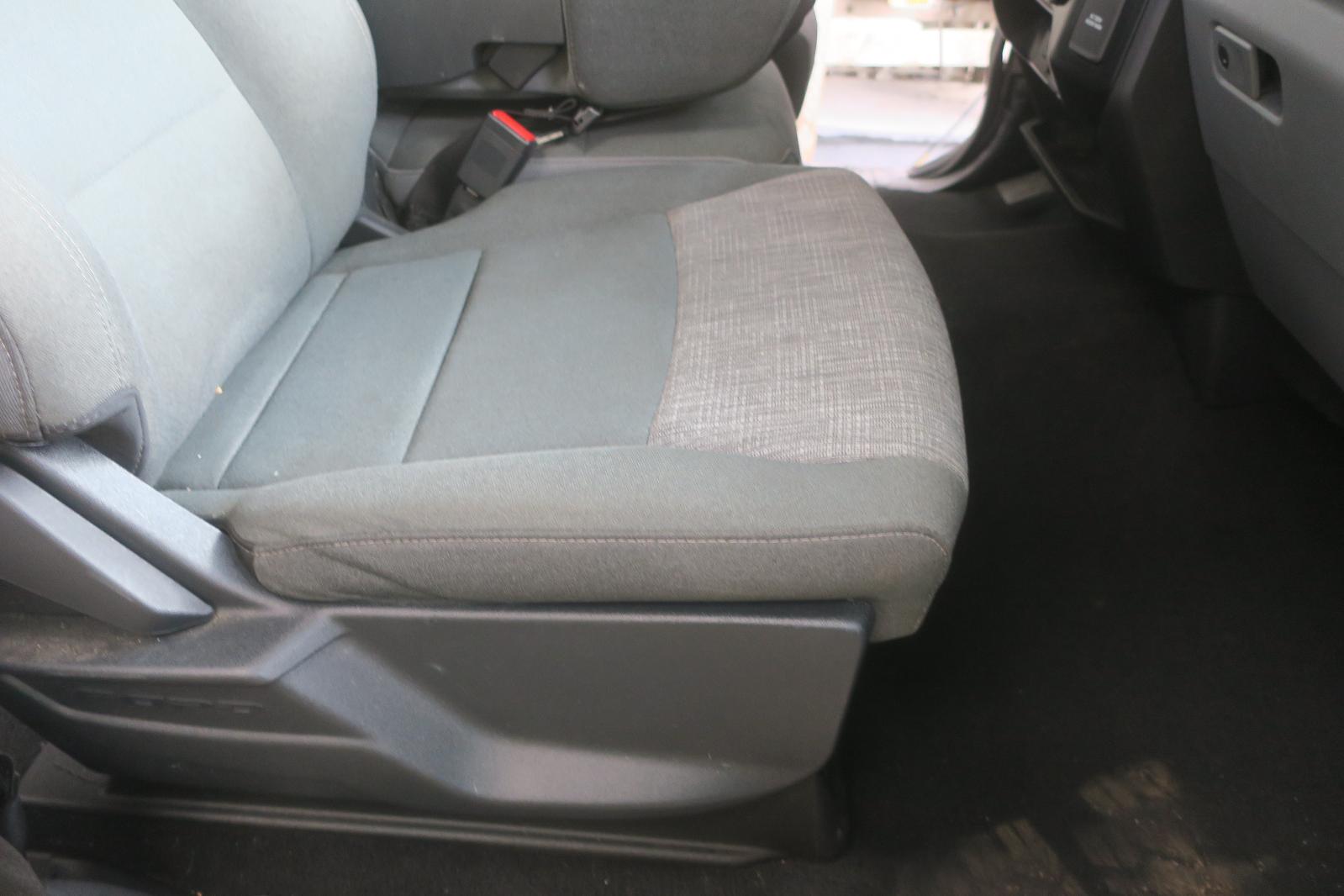Seat, Front