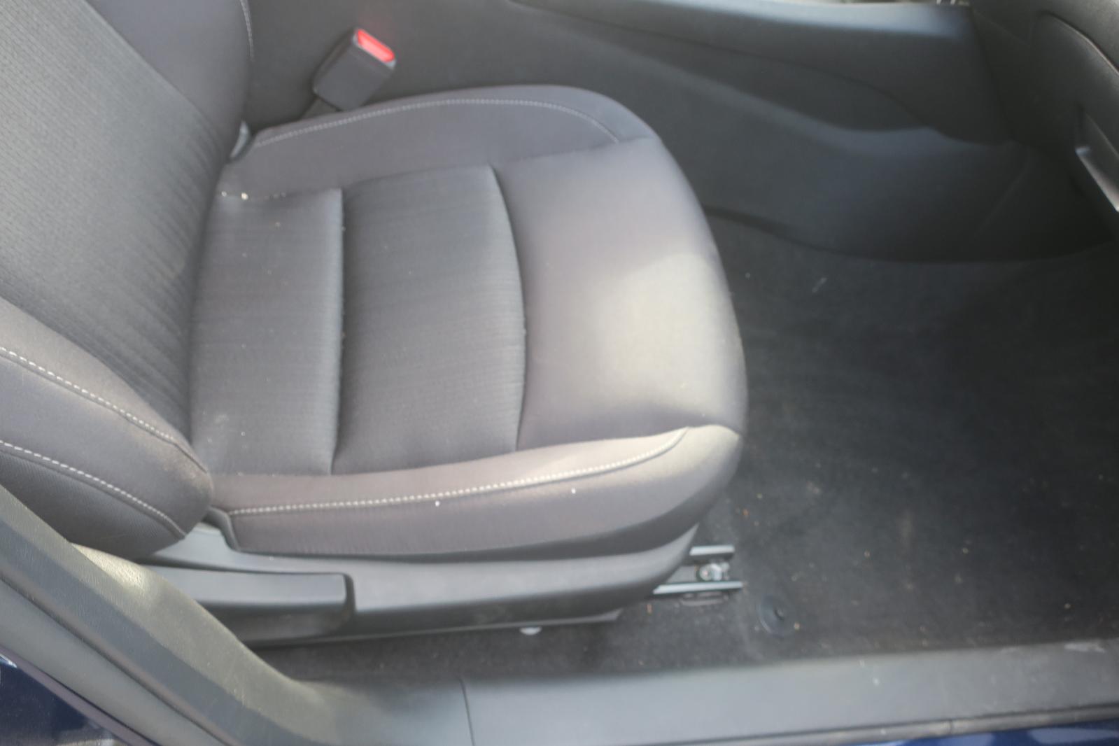 Seat, Front