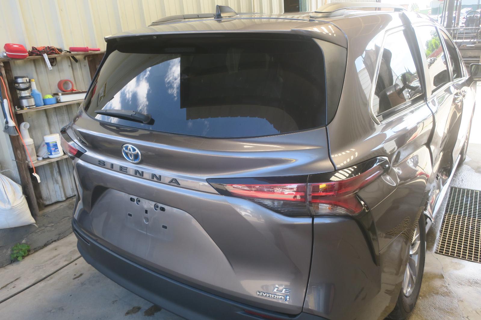 Decklid  Tailgate Hatch
