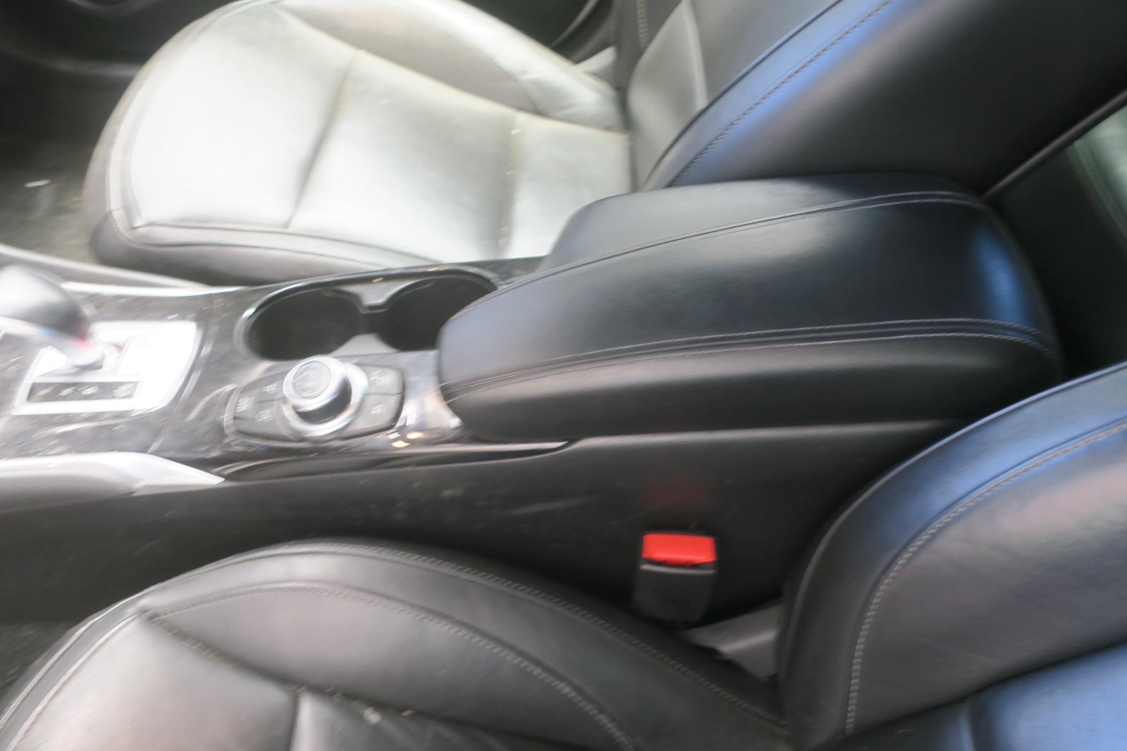 Console, Front