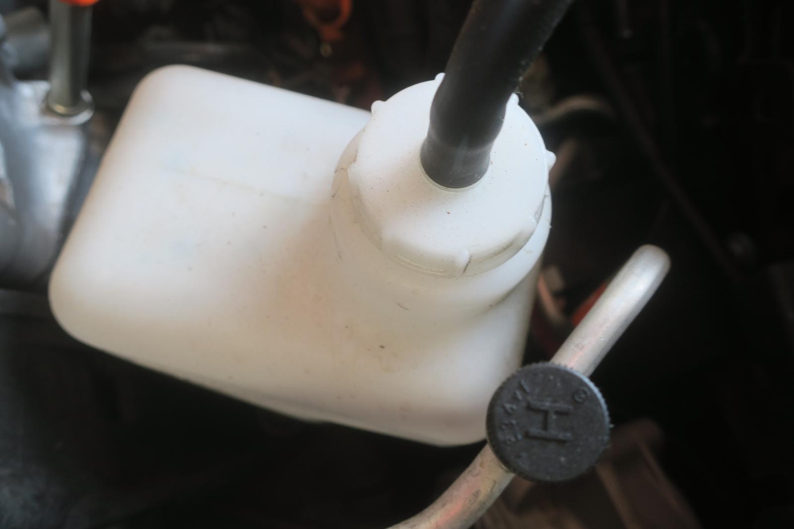 Coolant Overflow Reservoir