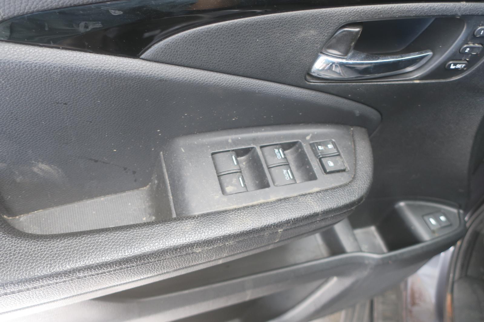 2016 Honda Pilot Front Door Switch
