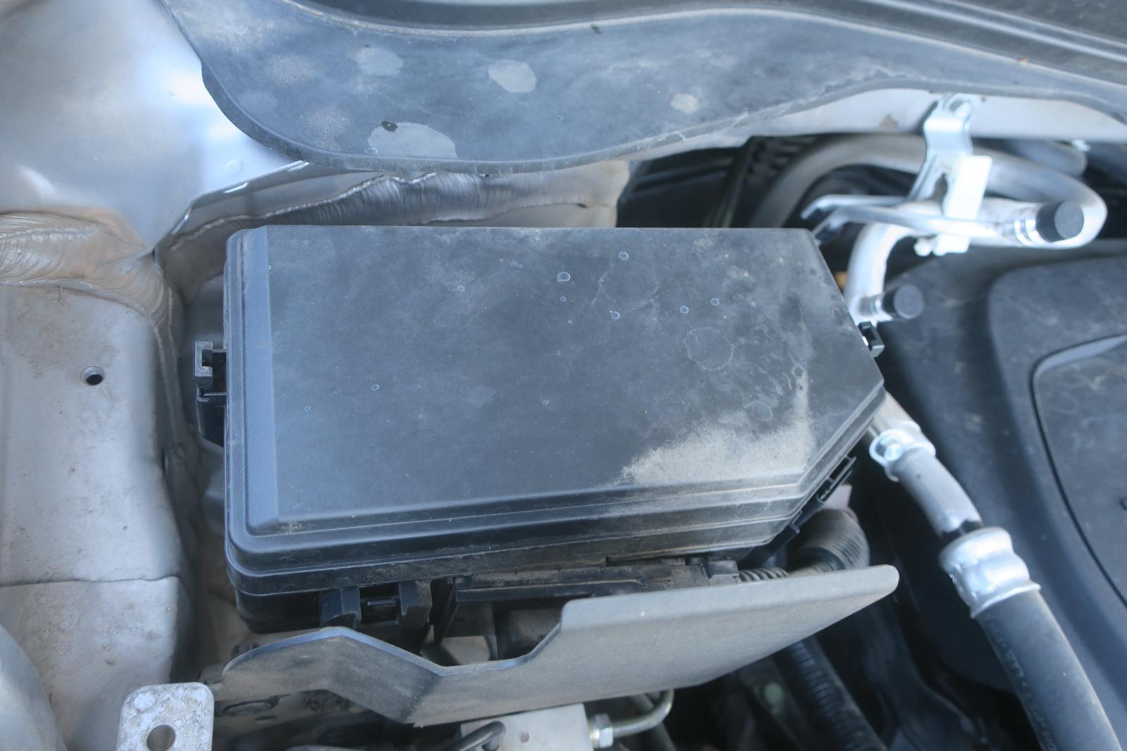 Fuse Box, Engine