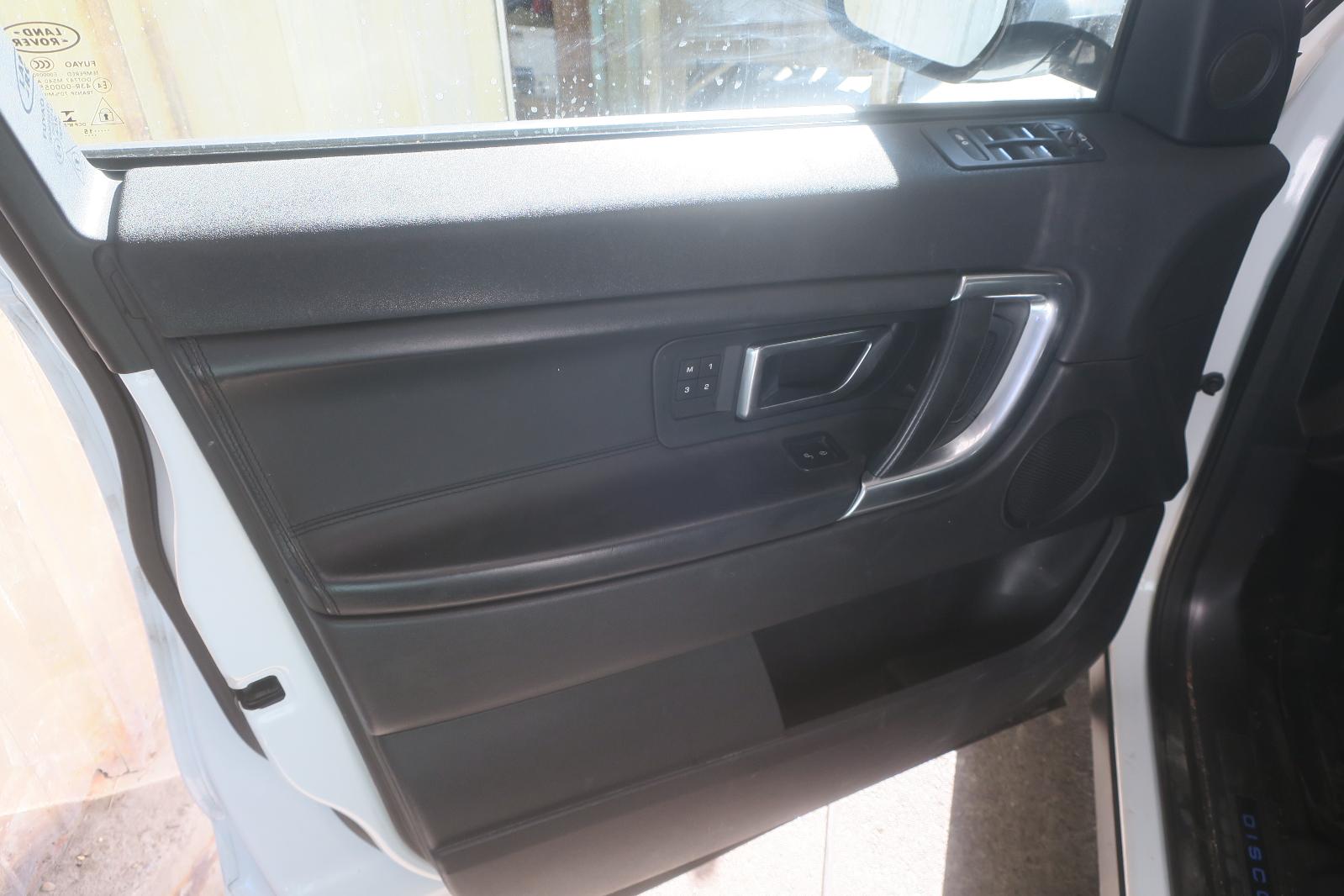 2015 Land Rover Discovery Sport Front Door Panel