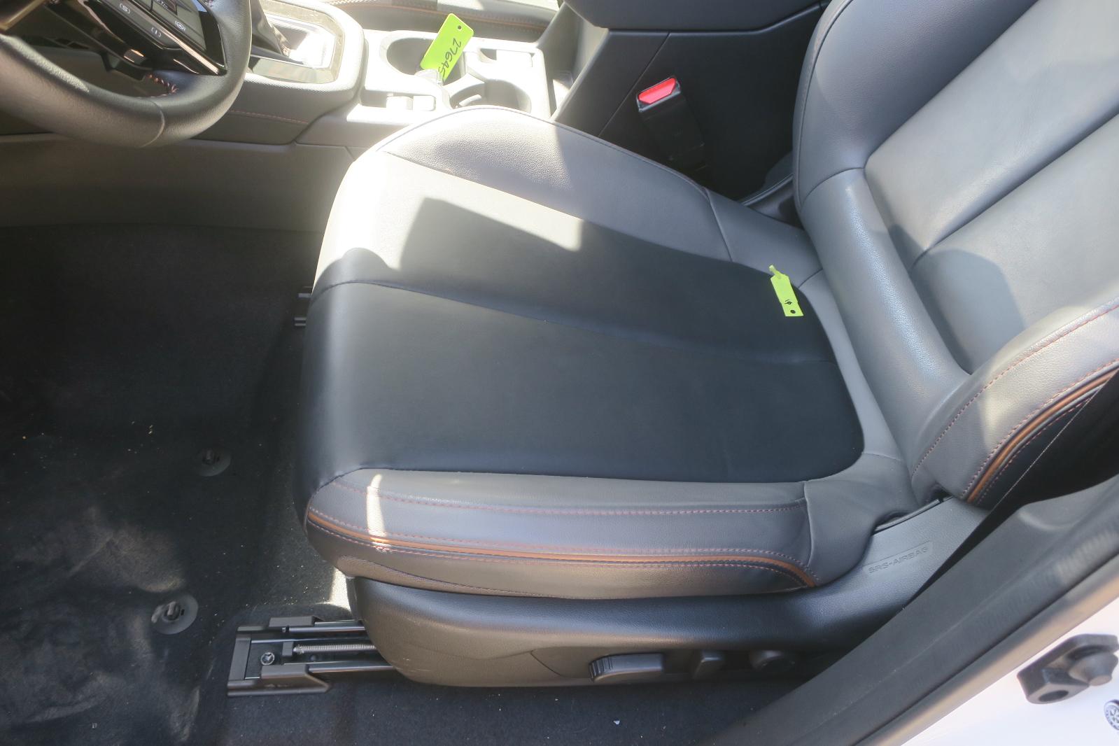 Seat, Front