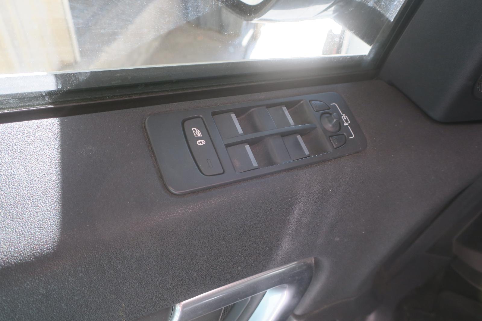 2015 Land Rover Discovery Sport Front Door Switch
