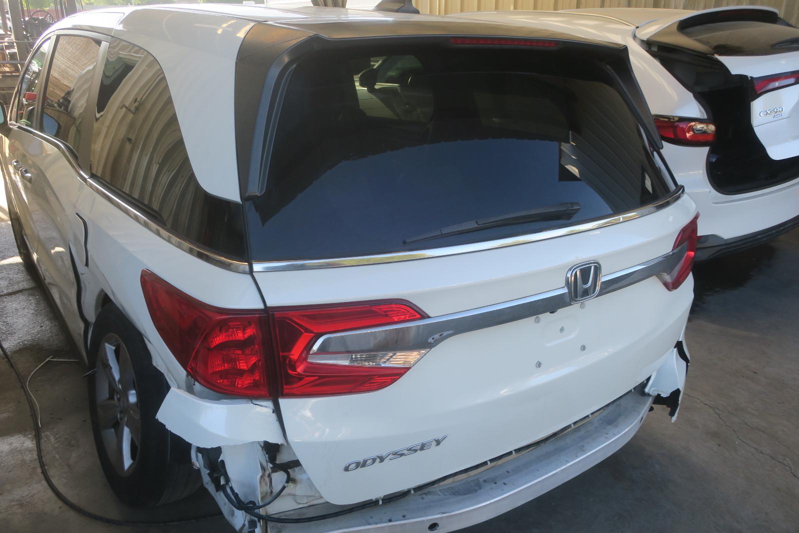 Decklid  Tailgate Hatch