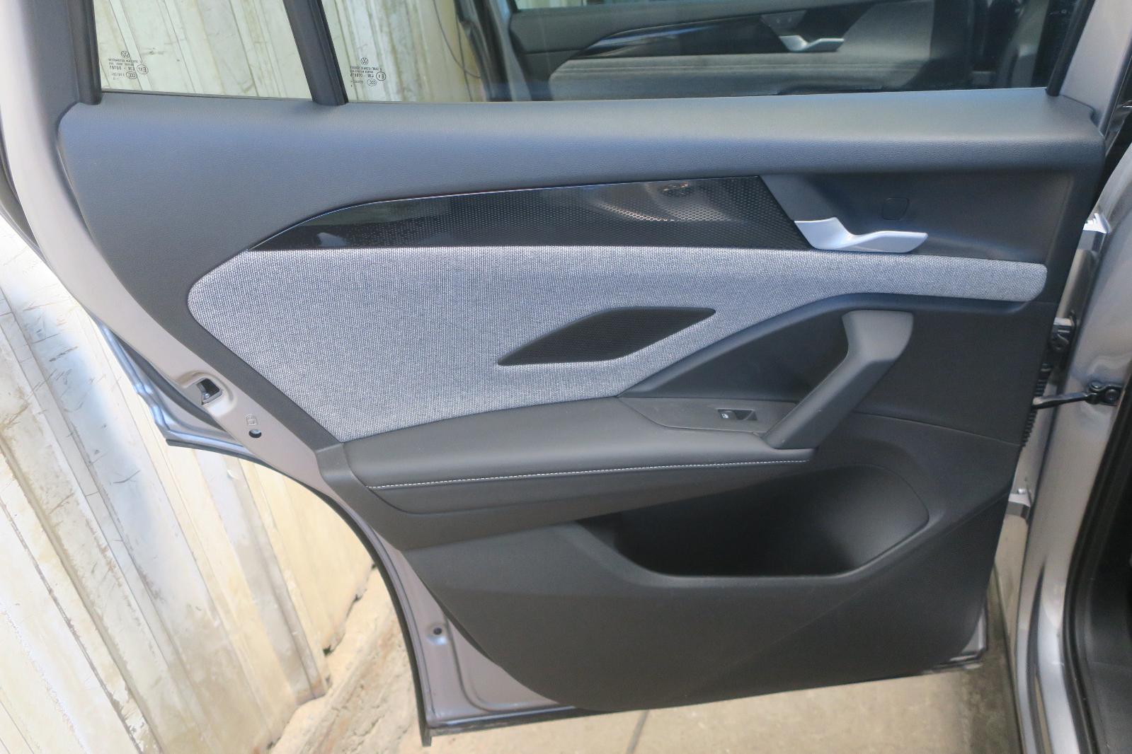 Trim Panel, Rr Dr