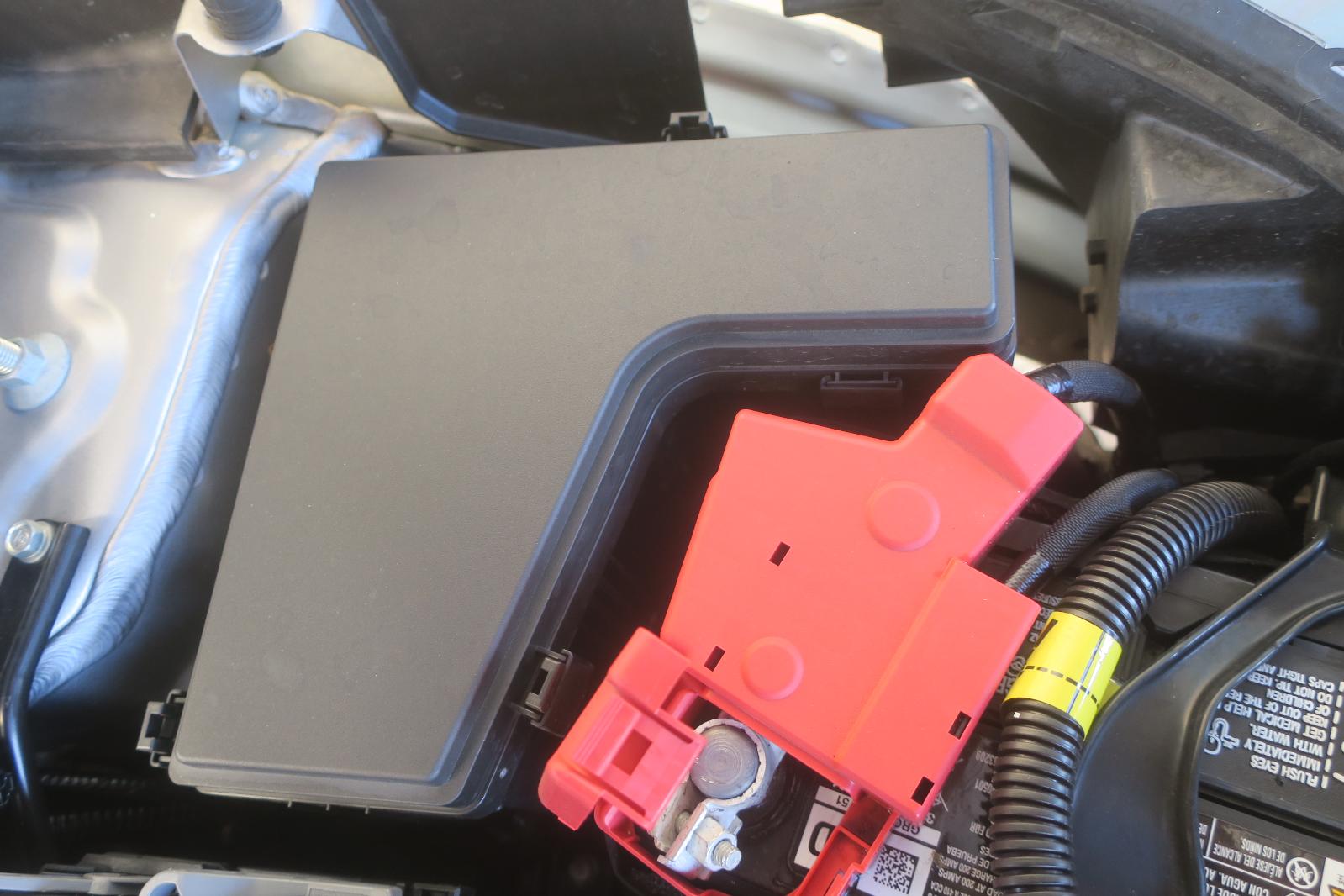 Fuse Box, Engine