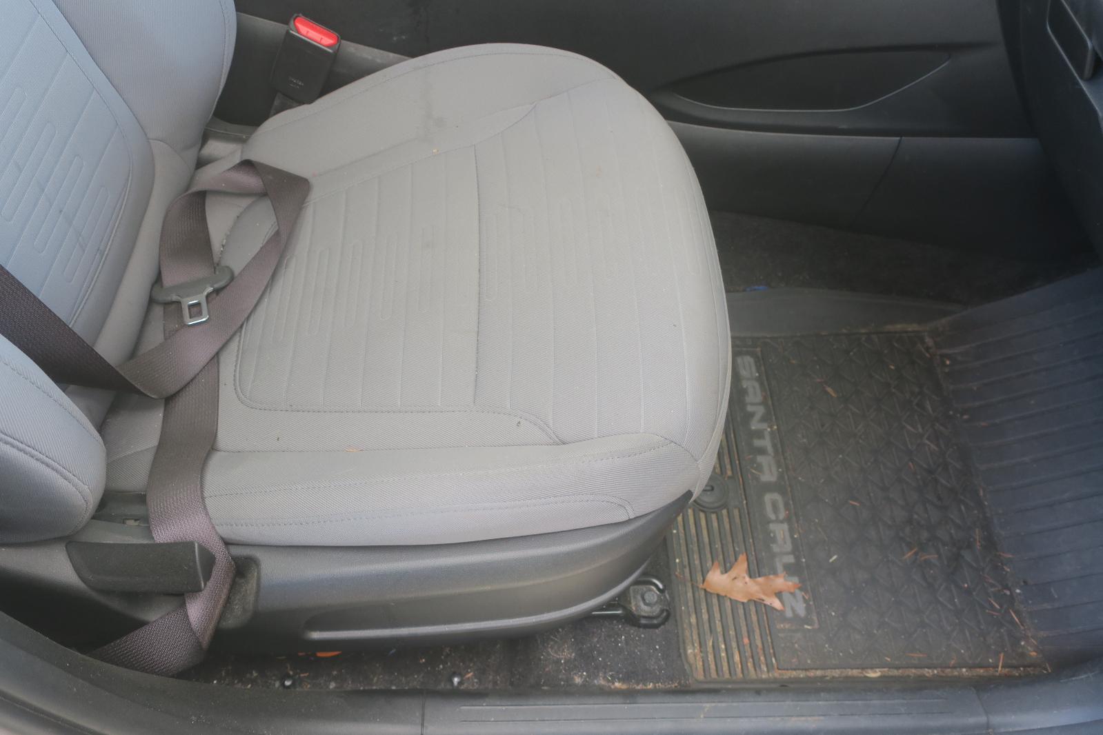 Seat, Front