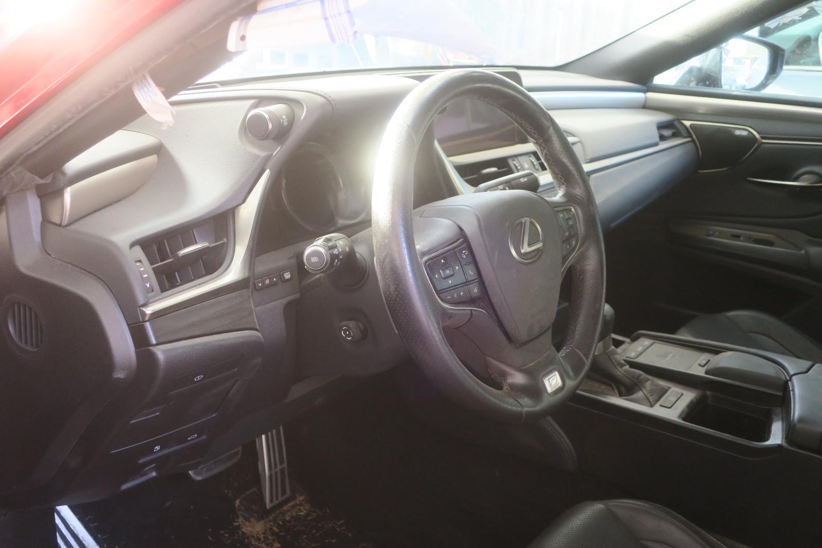 2021 Lexus ES 350 Dash Panel