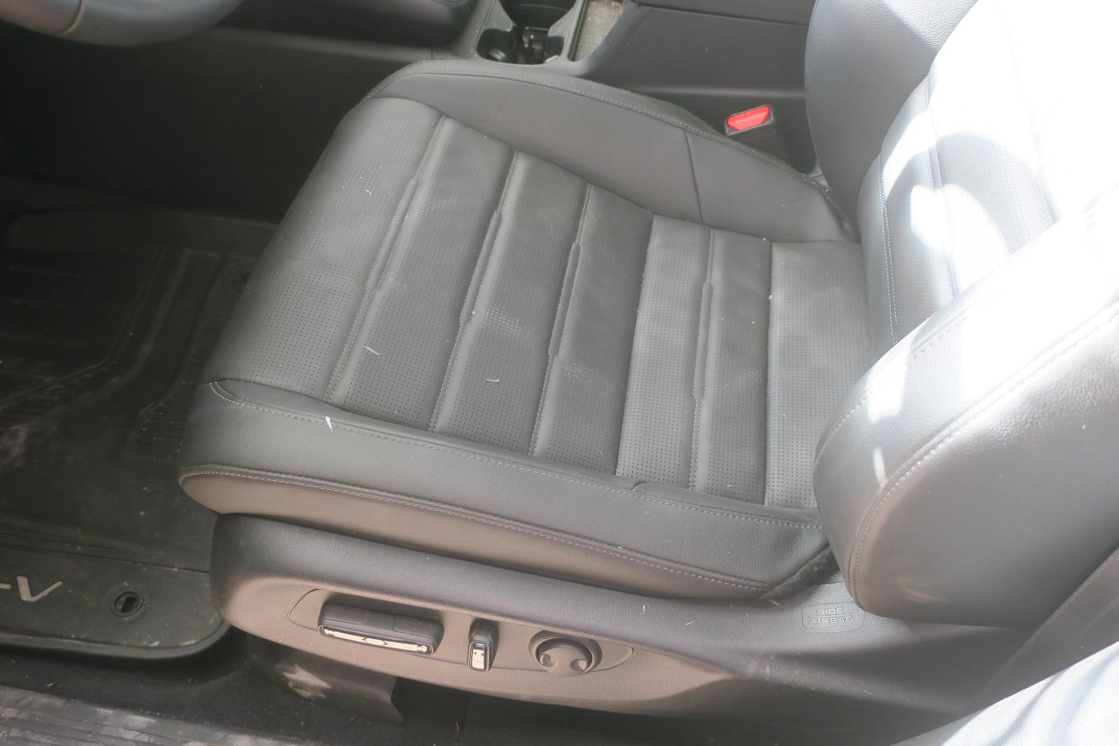 Seat, Front