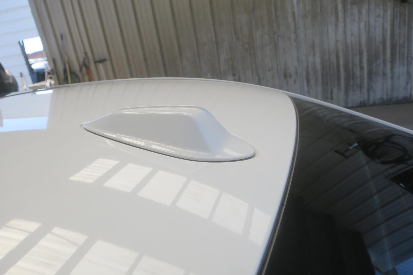 2023 BMW 230i Antenna
