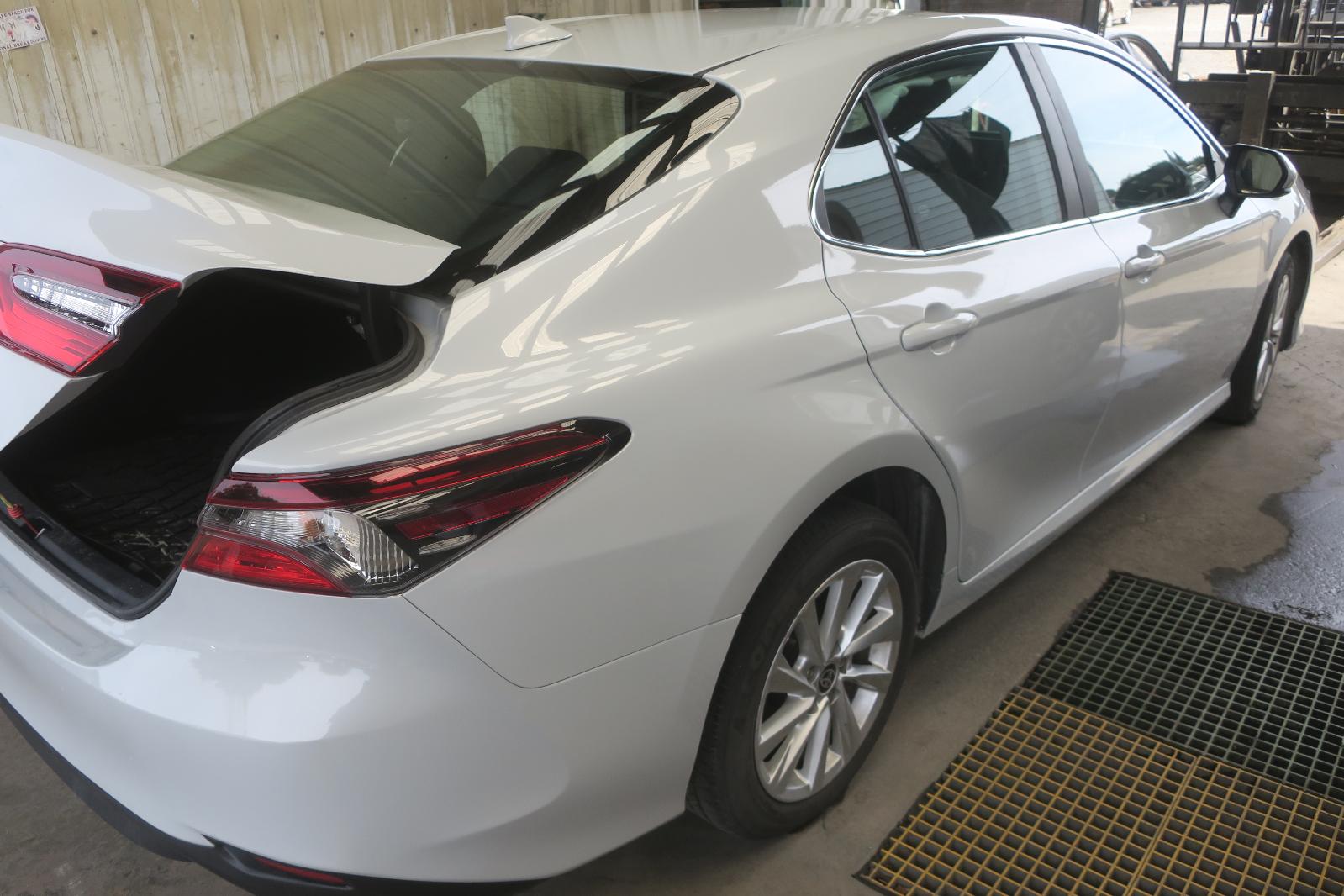 Quarter Panel Assy