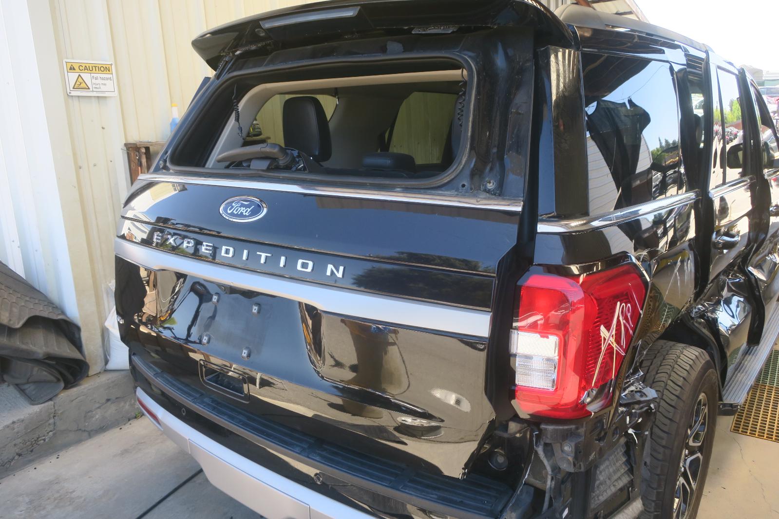 Decklid  Tailgate Hatch