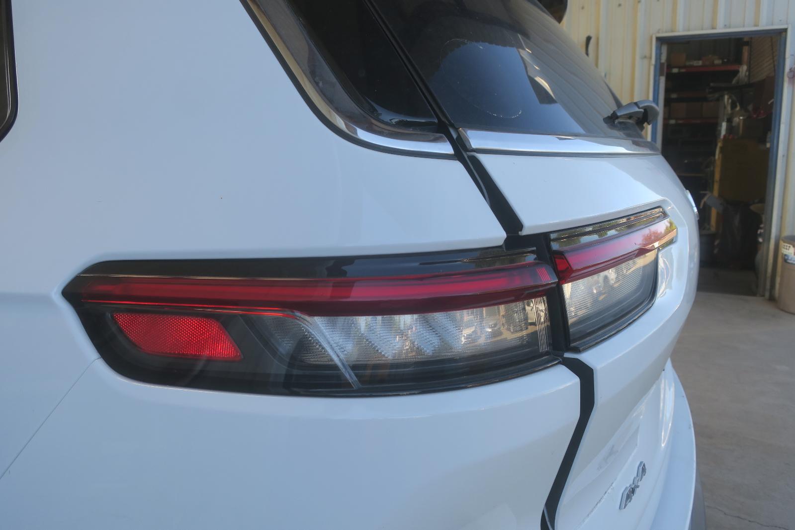 2023 Jeep Grand Cherokee Tail Lamp